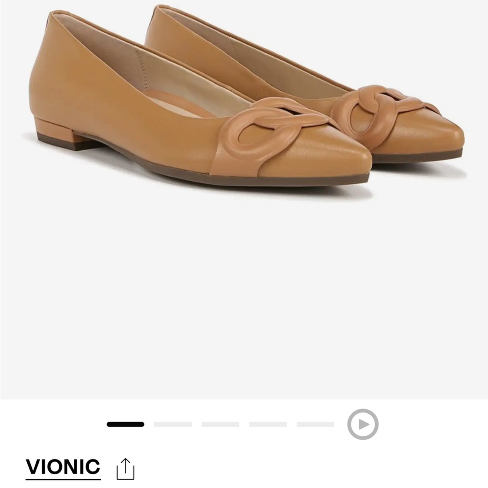 Vionic women’s flat shoes “Arielle” camel leather. Never worn. Small mark on toe